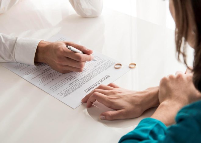 How a Divorce Attorney Helps with Legal Procedures and Paperwork